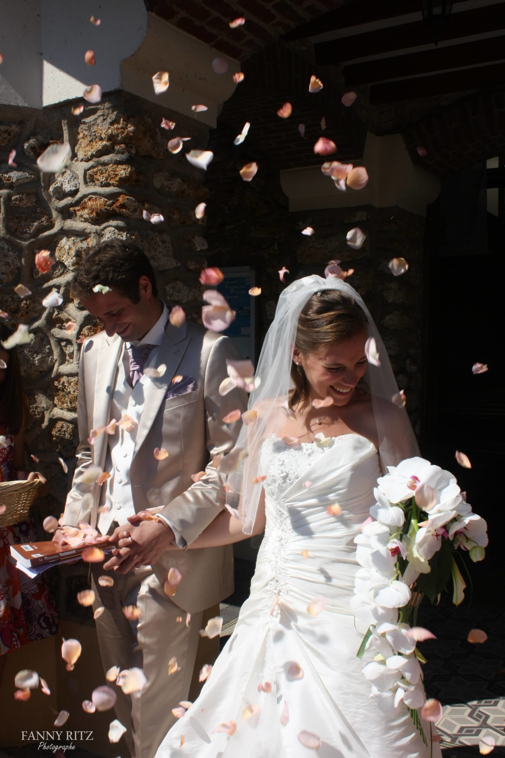 reportage photo mariage paris - sortie église